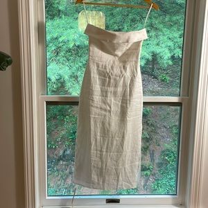 NWT stunning Reformation white linen strapless